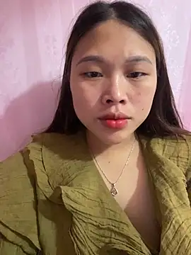Emxinhka1 online show from 15, 4, 2026