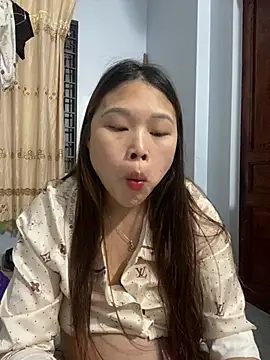 Emxinhka1 online show from 24, 4, 2026