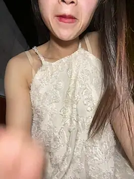 uyensexy online show from 23, 2, 2026