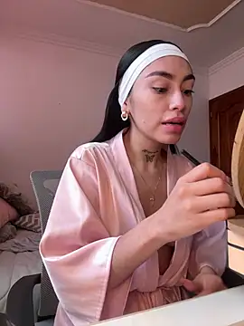 Bonny Eva online show from 21, 5, 2026