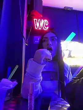 Bonny Eva online show from 17, 5, 2026
