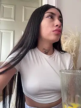 Bonny Eva online show from 20, 5, 2026