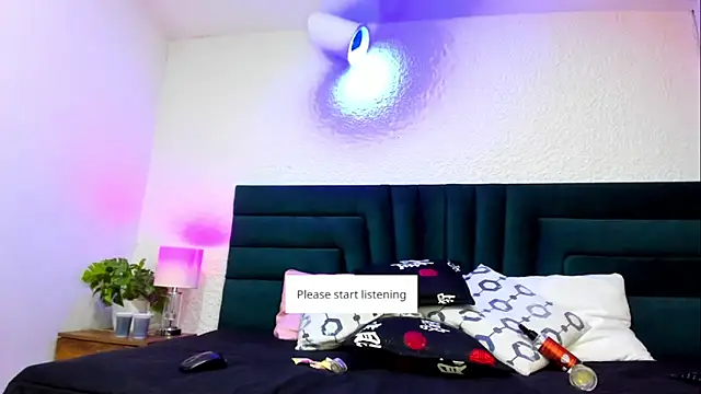 Dahliablack online show from 5, 4, 2026