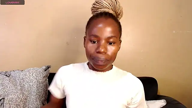 Snapshot of AppleAsss chatting on 13, 6, 2026 AppleAsss online show from 13, 6, 2026