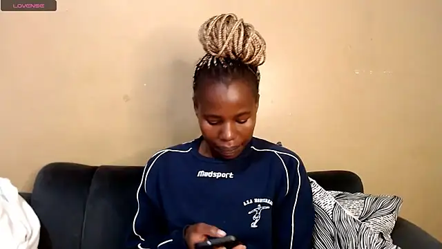 Snapshot of AppleAsss chatting on 11, 6, 2026 AppleAsss online show from 11, 6, 2026