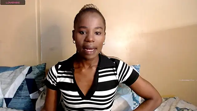 Snapshot of AppleAsss chatting on 12, 6, 2026 AppleAsss online show from 12, 6, 2026