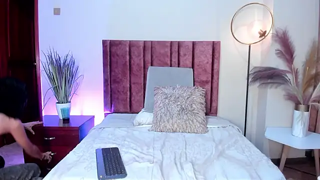 Snapshot of AylaStone chatting on 19, 2, 2026 AylaStone online show from 19, 2, 2026