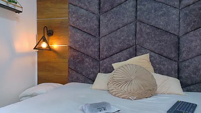 Snapshot of AnnieRouse__ chatting on 24, 2, 2026 AnnieRouse online show from 24, 2, 2026