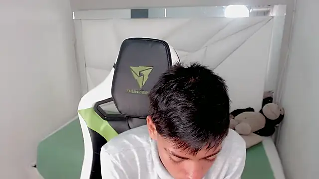 Liarr  online show from 2, 2, 2026