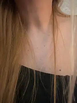 Snapshot of NikkiMis chatting on 2, 2, 2026 NikkiMis online show from 2, 2, 2026