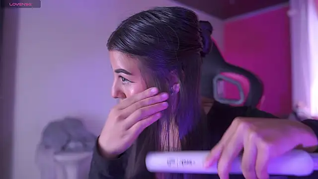 Snapshot of mavi_boo chatting on 24, 2, 2026 mavi boo online show from 24, 2, 2026