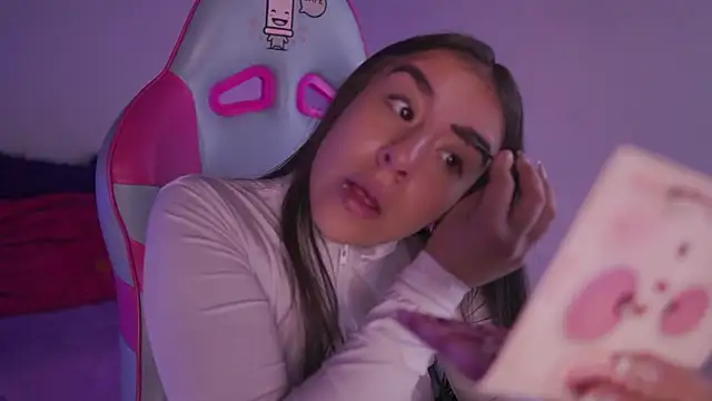 Snapshot of mavi_boo chatting on 18, 2, 2026 mavi boo online show from 18, 2, 2026