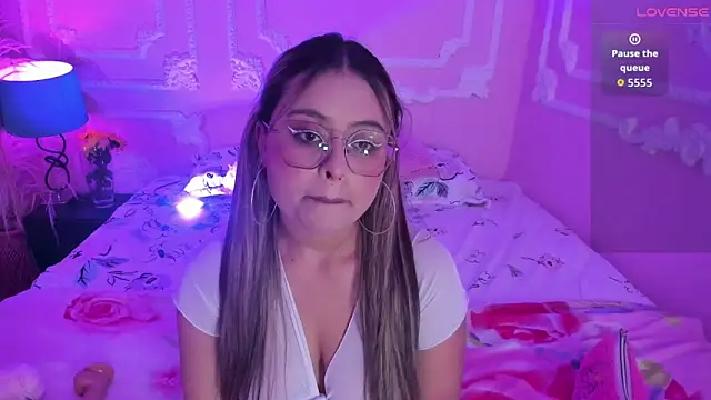 Snapshot of AngellVisen chatting on 10, 2, 2026 AngellVisen online show from 10, 2, 2026