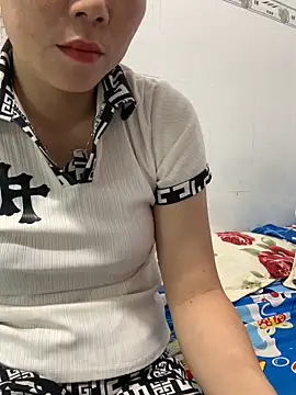 Baby-lovely69 online show from 14, 4, 2026