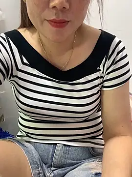 Snapshot of Baby-lovely69 chatting on 5, 2, 2026 Baby-lovely69 online show from 5, 2, 2026