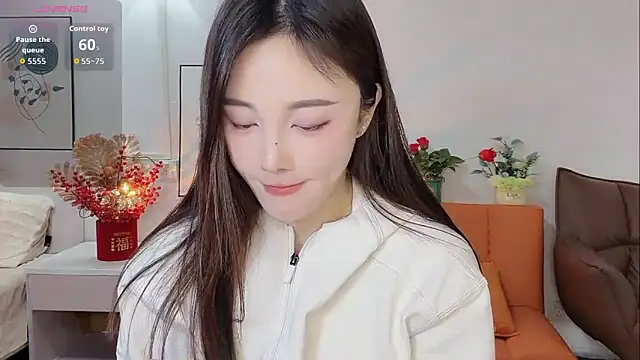 Lisa-295188 online show from 24, 2, 2026