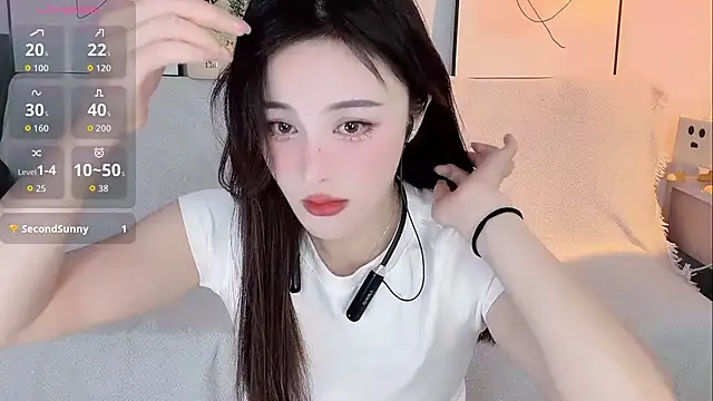 Lisa-295188 online show from 25, 3, 2026