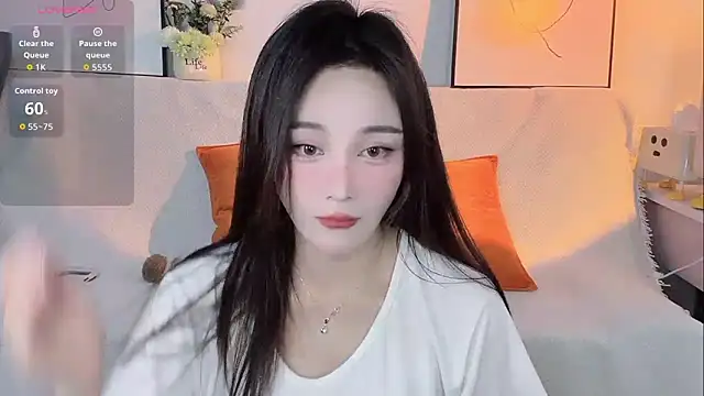 Lisa-295188 online show from 22, 3, 2026