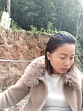 Ella-aa online show from 3, 3, 2026