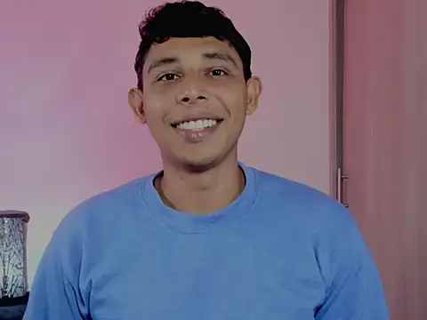 Snapshot of nilo2021 chatting on 25, 3, 2026 nilo2021 online show from 25, 3, 2026