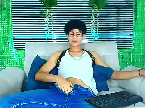 ThiiagoSaeenz online show from 21, 3, 2026