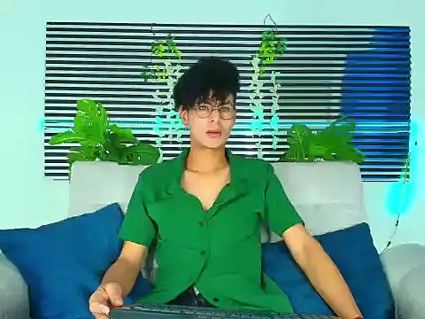 Snapshot of ThiiagoSaeenz chatting on 5, 2, 2026 ThiiagoSaeenz online show from 5, 2, 2026