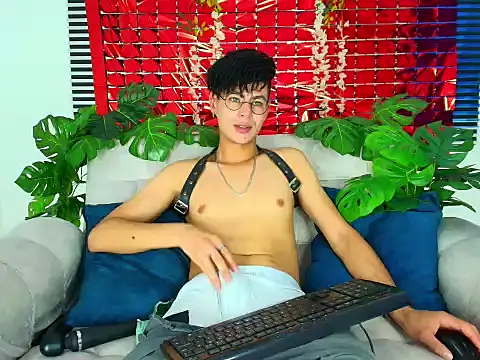 Snapshot of ThiiagoSaeenz chatting on 27, 2, 2026 ThiiagoSaeenz online show from 27, 2, 2026