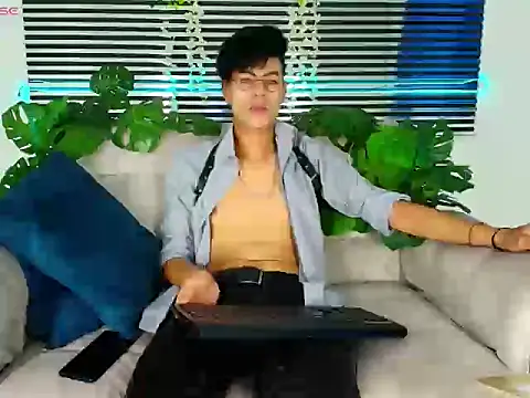 ThiiagoSaeenz online show from 4, 3, 2026