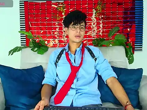 Snapshot of ThiiagoSaeenz chatting on 18, 2, 2026 ThiiagoSaeenz online show from 18, 2, 2026