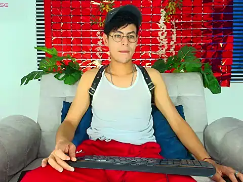 Snapshot of ThiiagoSaeenz chatting on 17, 2, 2026 ThiiagoSaeenz online show from 17, 2, 2026