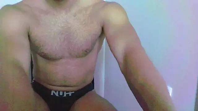 Snapshot of YoungforOld32 chatting on 20, 5, 2026 YoungforOld32 online show from 20, 5, 2026
