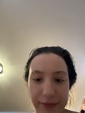 MiaTee online show from 11, 2, 2026