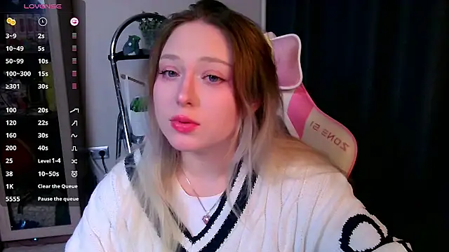 Snapshot of Emiliaaah chatting on 17, 2, 2026 Emiliaaah online show from 17, 2, 2026