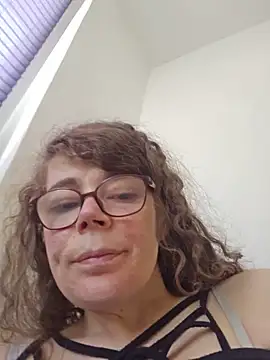 Isa363636 online show from 2, 7, 2026
