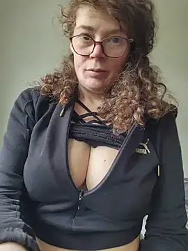 Isa363636 online show from 9, 6, 2026