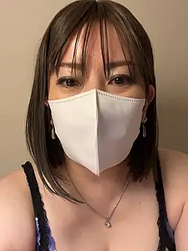 Mitsuco surflady online show from 7, 4, 2026