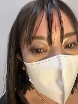 Mitsuco surflady online show from 16, 4, 2026