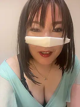 Mitsuco surflady online show from 10, 4, 2026