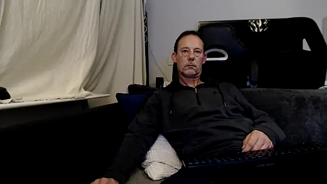 Snapshot of Sexy_Ass_Mike chatting on 17, 2, 2026 Sexy Ass Mike online show from 17, 2, 2026