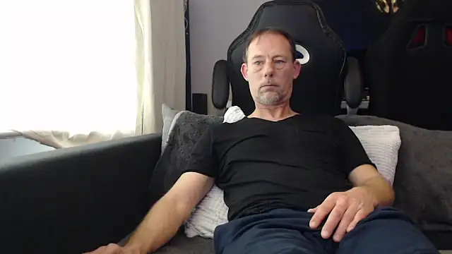 Snapshot of Sexy_Ass_Mike chatting on 6, 2, 2026 Sexy Ass Mike online show from 6, 2, 2026