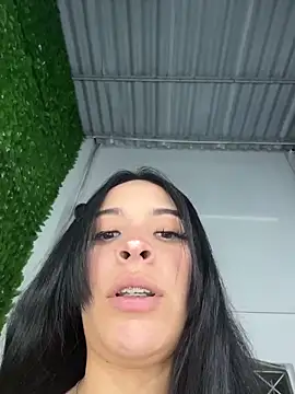 Snapshot of cristal__violetaa chatting on 24, 2, 2026 cristal violetaa online show from 24, 2, 2026