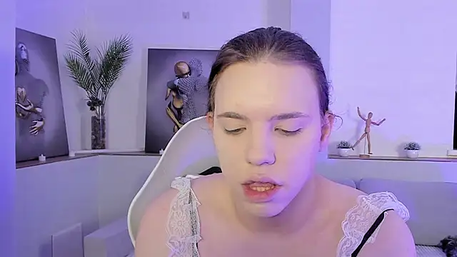 Snapshot of Madison_dolly chatting on 10, 2, 2026 Madison dolly online show from 10, 2, 2026