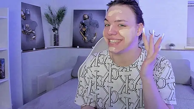 Snapshot of Madison_dolly chatting on 3, 2, 2026 Madison dolly online show from 3, 2, 2026