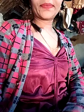 Snapshot of Lovely_sima chatting on 6, 2, 2026 Lovely sima online show from 6, 2, 2026