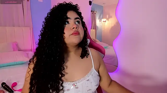 Snapshot of LOU_22_ chatting on 22, 2, 2026 LOU 22 online show from 22, 2, 2026