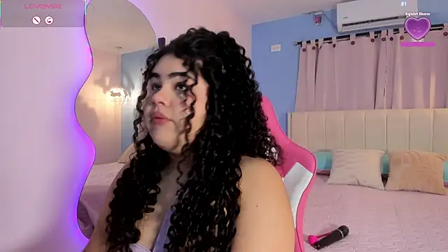 Snapshot of LOU_22_ chatting on 3, 2, 2026 LOU 22 online show from 3, 2, 2026