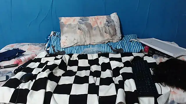 Snapshot of Tallatoya2026 chatting on 12, 2, 2026 Tallatoya2026 online show from 12, 2, 2026