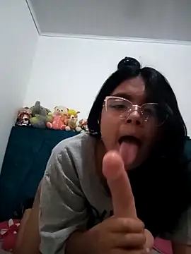 luna velveth online show from 12, 3, 2026