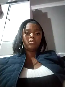 PrettyLisa26 online show from 3, 5, 2026