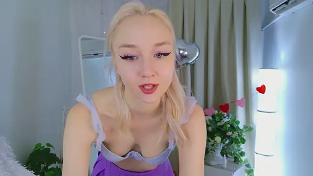 Audrey Kiss online show from 12, 2, 2026